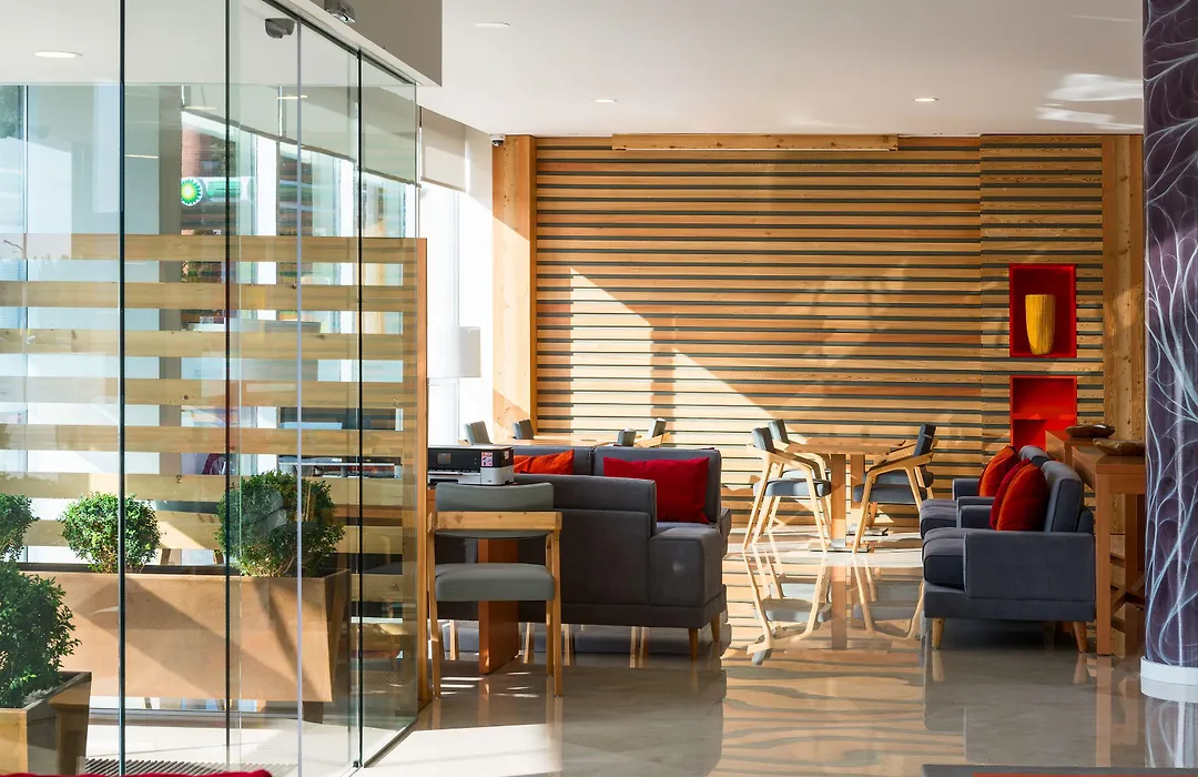 Tryp By Wyndham Leiria-1